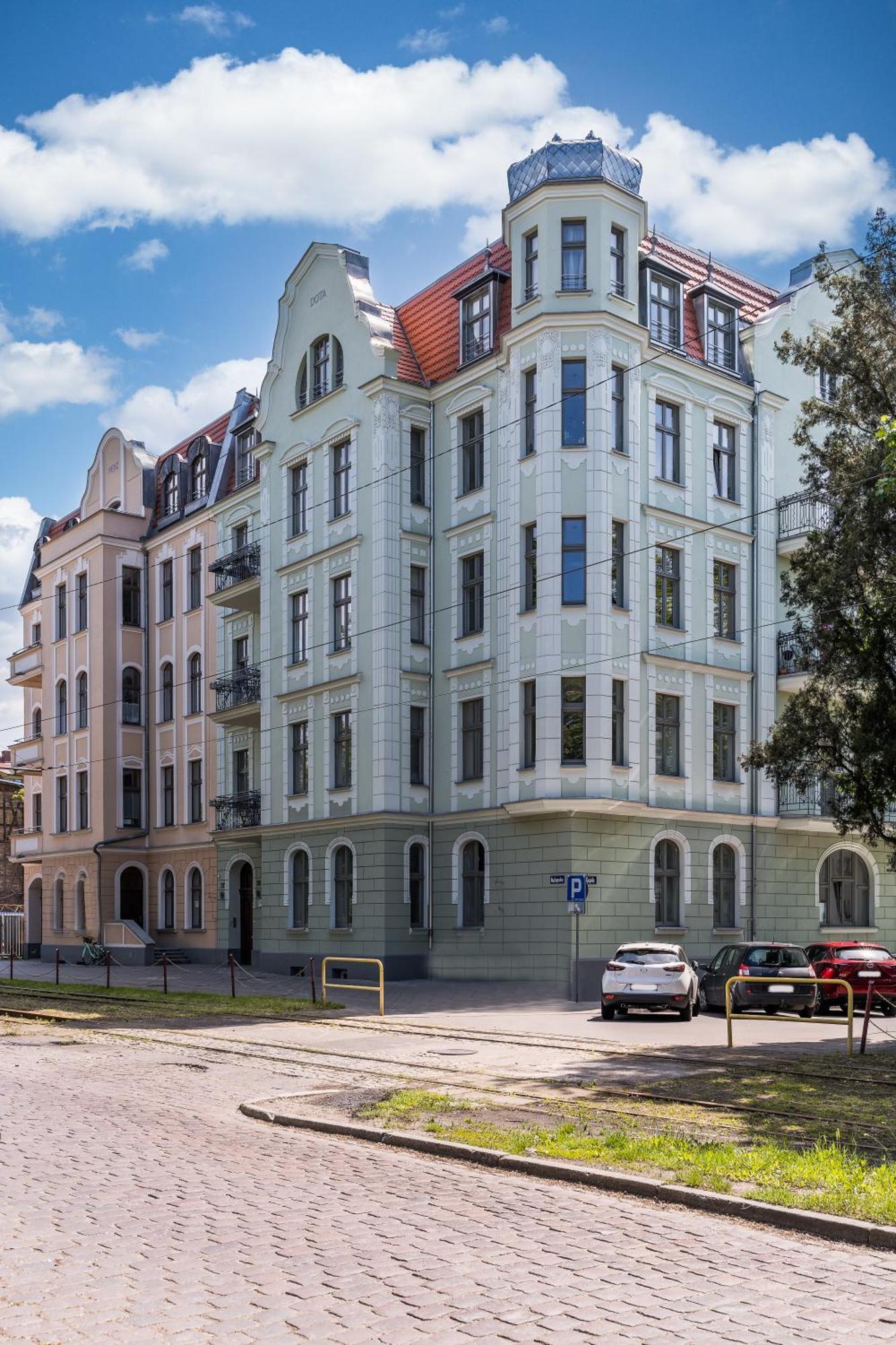 Apartament 51 Z Miejscem Parkingowym Torun Luaran gambar